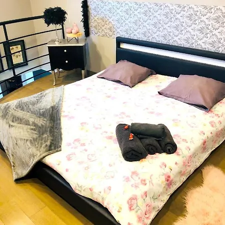One Bedroom With Furnished Garden And Wifi At Apartmán *