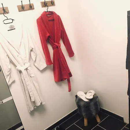 One Bedroom With Furnished Garden And Wifi At Apartmán *