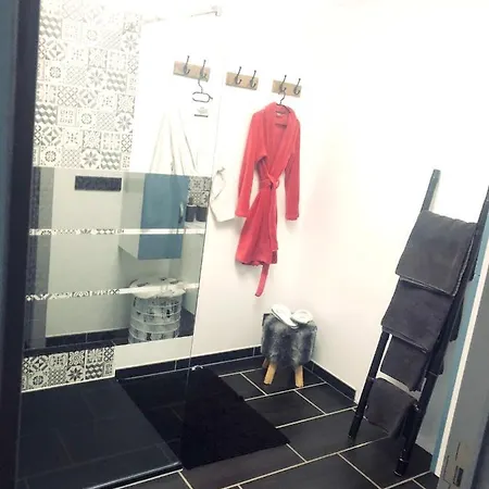 One Bedroom With Furnished Garden And Wifi At Appartement Gesves