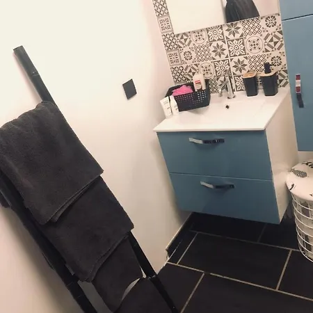 Apartmán One Bedroom With Furnished Garden And Wifi At Gesves