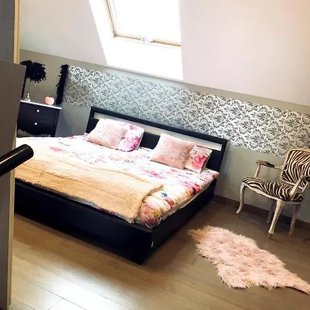 One Bedroom With Furnished Garden And Wifi At * Gesves