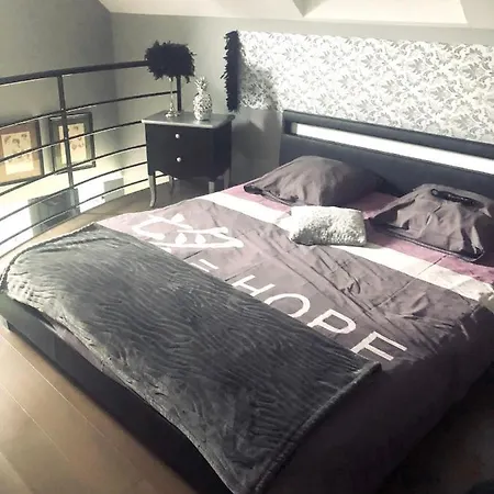 One Bedroom With Furnished Garden And Wifi At Apartmán *