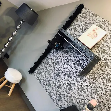 One Bedroom With Furnished Garden And Wifi At Appartement