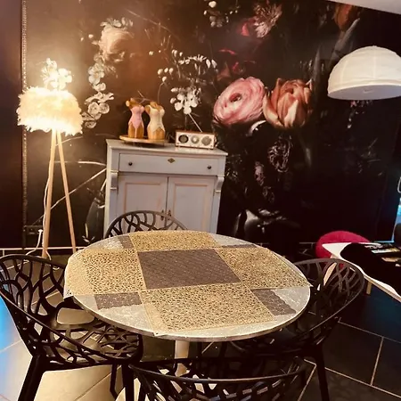 One Bedroom With Furnished Garden And Wifi At * Gesves