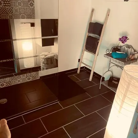 One Bedroom With Furnished Garden And Wifi At * Gesves