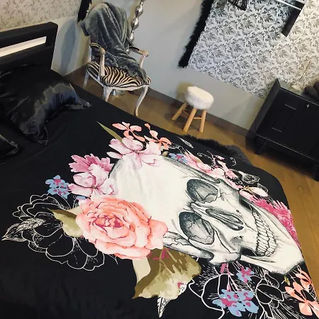One Bedroom With Furnished Garden And Wifi At Apartmán