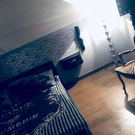 One Bedroom With Furnished Garden And Wifi At Appartement
